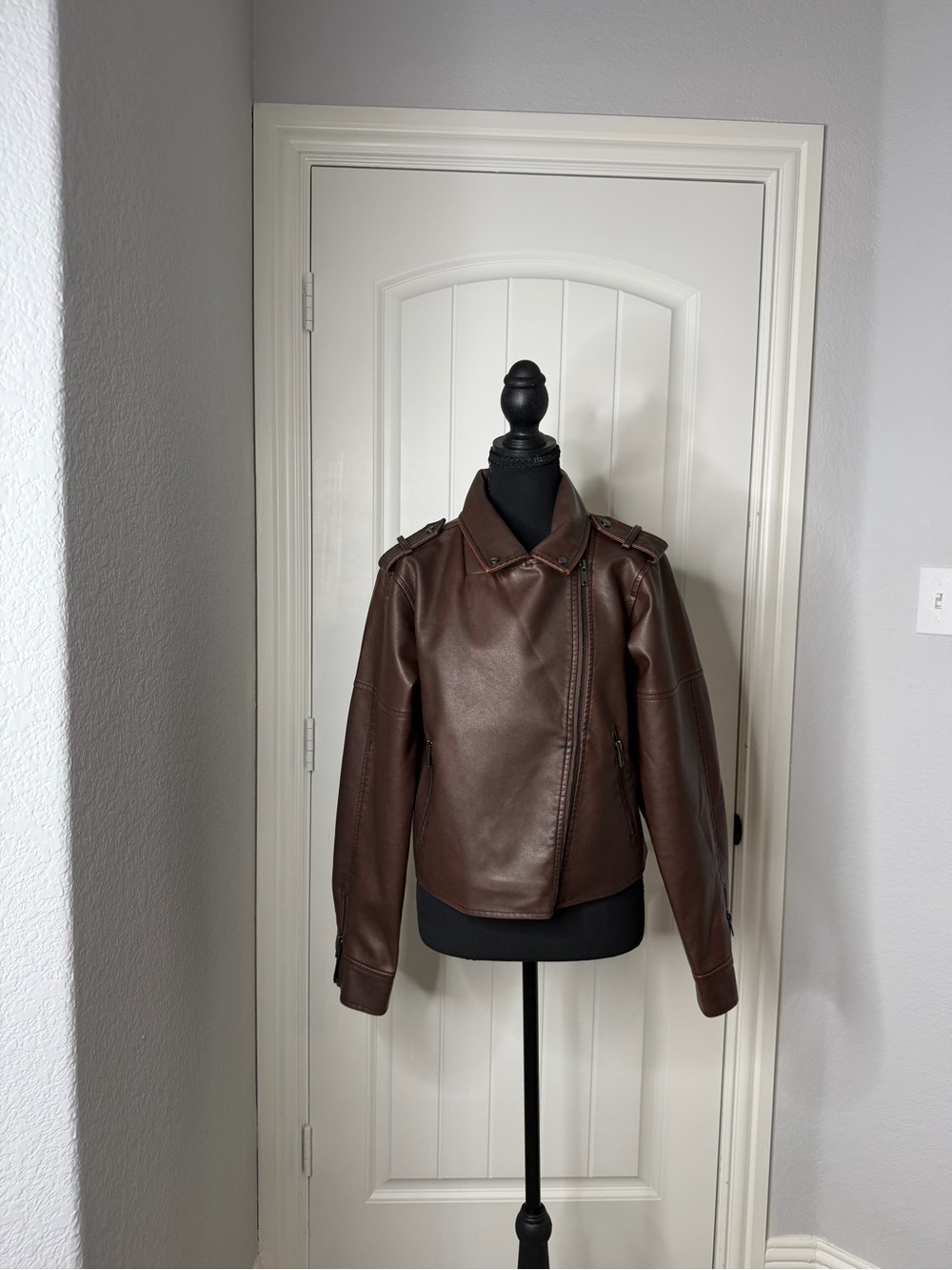 VENUS women’s Brown Faux Leather Moto Jacket
